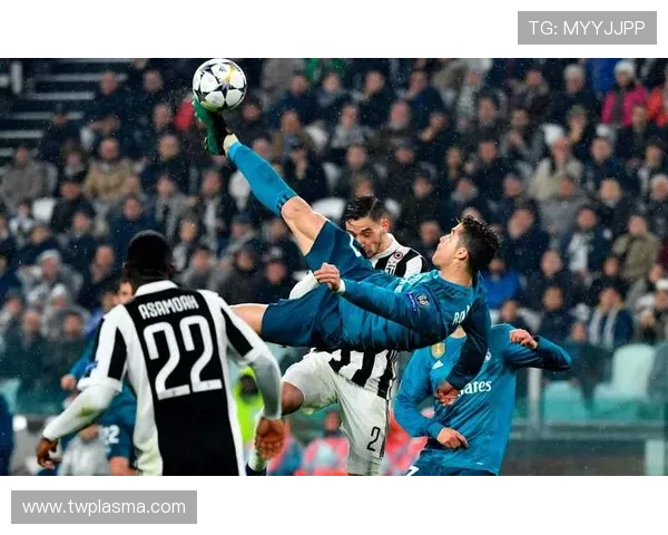 历史最佳50足球明星的传奇之路与辉煌成就回顾