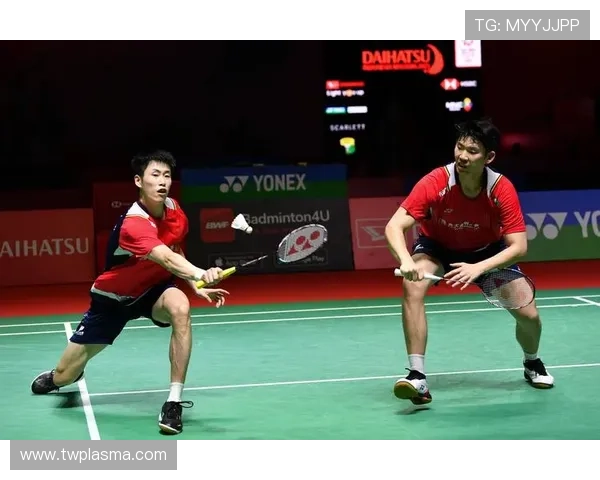 武汉羽毛球队与成都羽毛球队赛后复盘分析团队配合与战术执行的关键因素